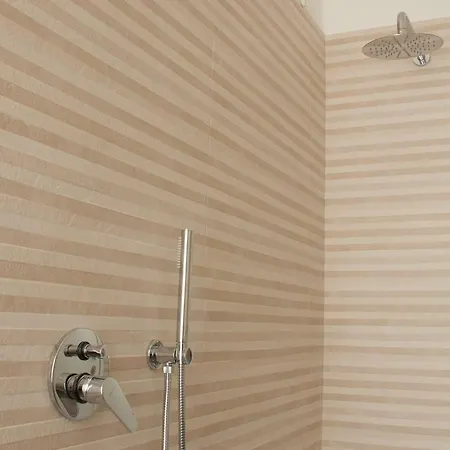 Lg Апартаменты Стреза